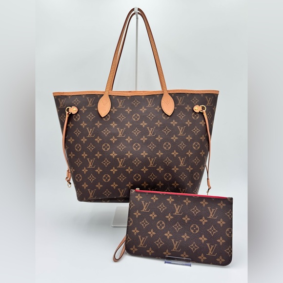 Louis Vuitton Neverfull MM - Picture 5 of 13